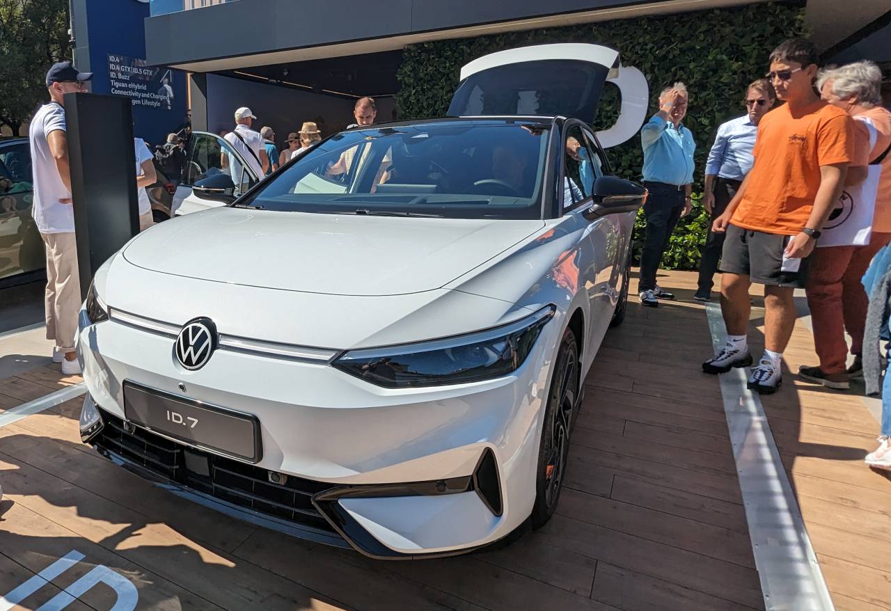 Economica.net – Volkswagen se alătură Renault şi nu mai vinde acţiuni la afacerea sa dedicată vehiculelor electrice – Bloomberg