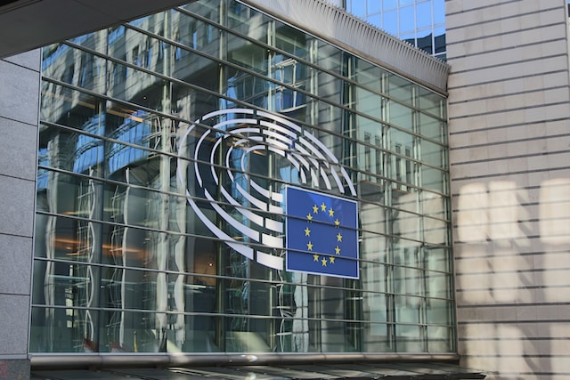 Economica.net – Parlamentul European vrea ca suspendarea permisului de conducere într-un stat membru al Uniunii să aibă efecte pe întreg teritoriul UE