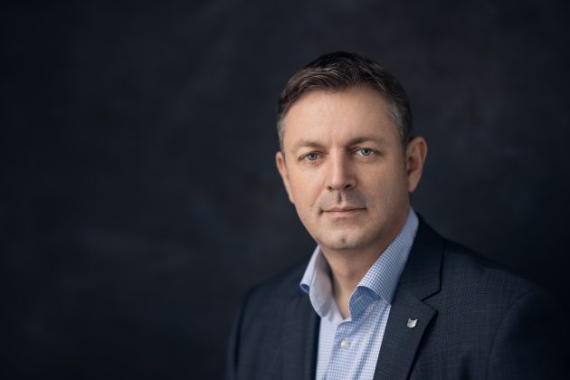 Economica.net – Schimbare de strategie la Canon România. ”Vrem să acredităm mai mulți parteneri pe segmentul de servicii de transformare digitală”. Prețul volatil al hârtiei a dus cifra de afaceri la un minus 37%, în 2023